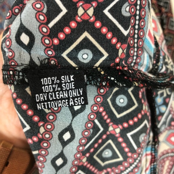 Tolani Silk Printed Tie Front Tunic - Picture 5 of 5